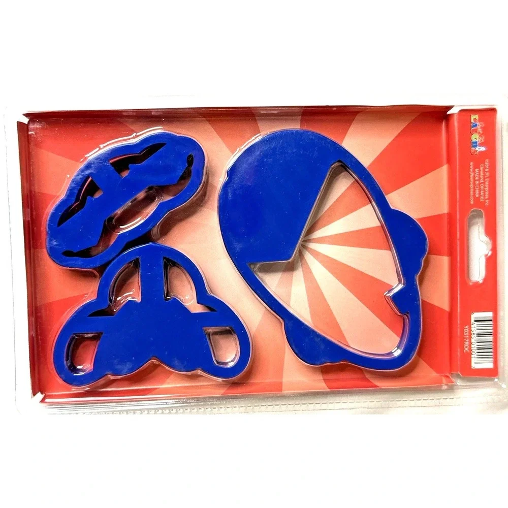 3D Cookie Cutter Giant Goldfish Cookie Mold - Just For Laughs NEW Sealed